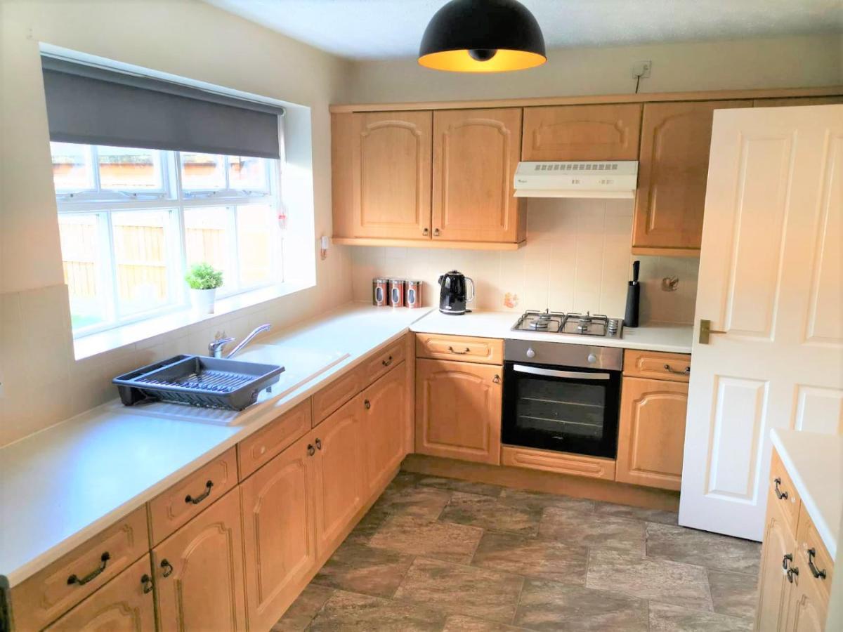 Emerald House - Spacious 3 Bed House With Ensuite Parking Gardens And Netflix Royal Royal Leamington Spa Exterior foto